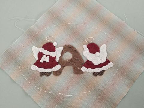 スーちゃんサンタのアルファベットキルトA